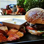 Rembrandt Old Town מלון