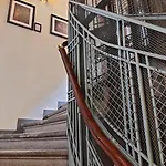 Rembrandt Old Town מלון בוקרשט