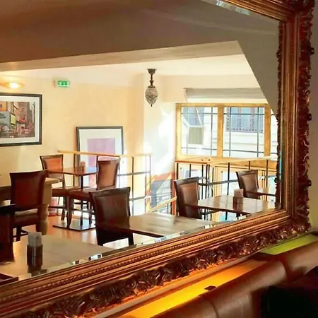 Hotel Rembrandt Old Town 3*