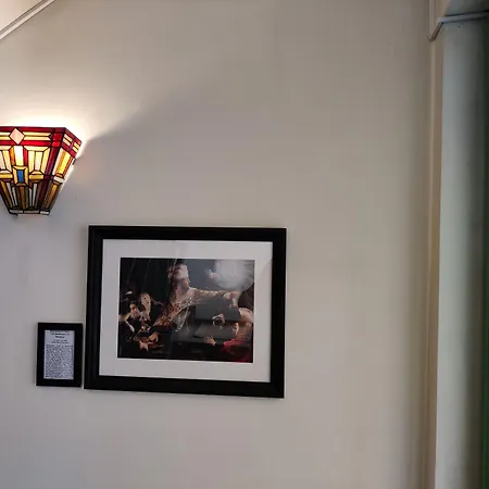 Rembrandt Old Town 3*