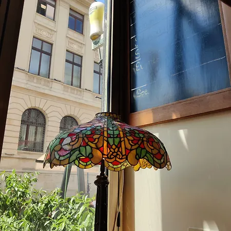 Rembrandt Old Town Hotel