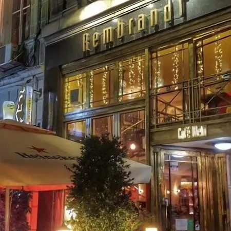 Rembrandt Old Town Hotel 3*