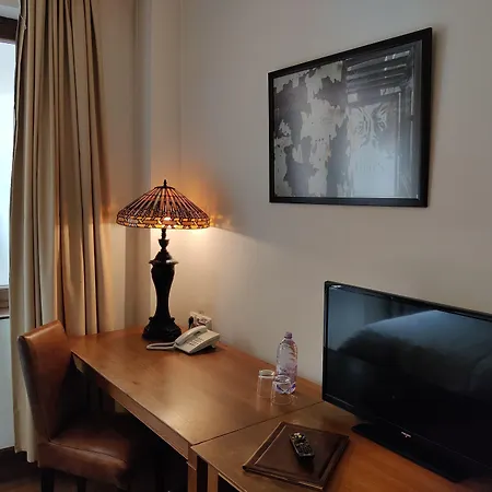 Hotel Rembrandt Old Town 3*