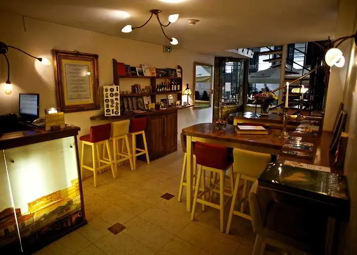 Rembrandt Old Town 3* Bucureşti