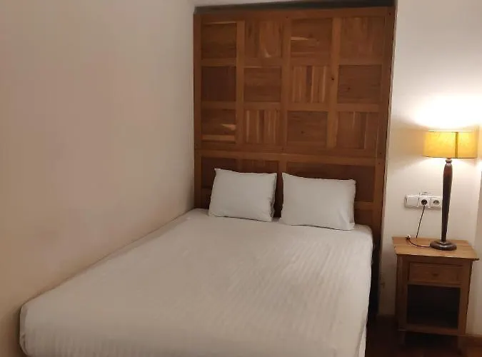 Rembrandt Old Town 3* Bucureşti