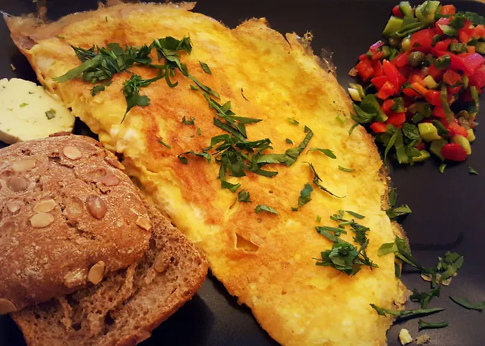 Rembrandt Old Town מלון