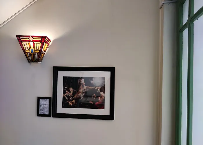 Rembrandt Old Town 3*