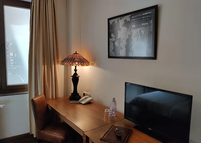 Hotel Rembrandt Old Town 3*