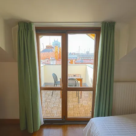 Rembrandt Old Town Ξενοδοχείο