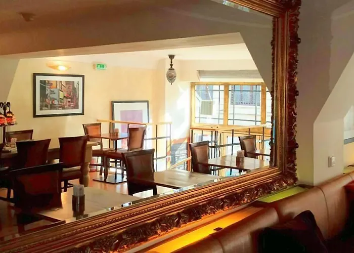 Hotel Rembrandt Old Town 3*